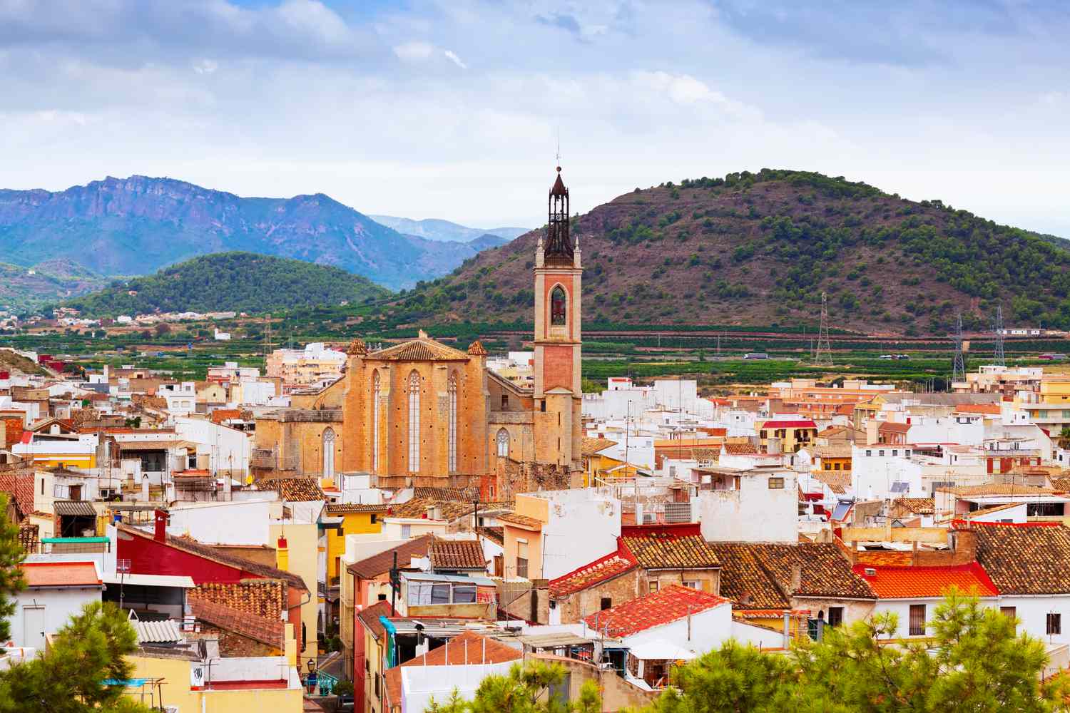 Explore the Stunning Costa Blanca: Scenic Drives and Road Trips from Sagunto