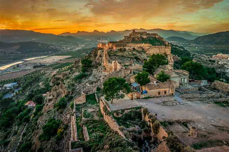 Off the Beaten Path: Uncovering Sagunto's Hidden Gems with a Rental Car
