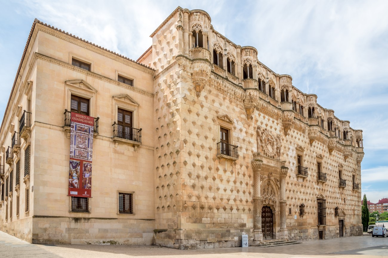Unforgettable Day Trips from Guadalajara: Tourist Attractions to Visit by Car