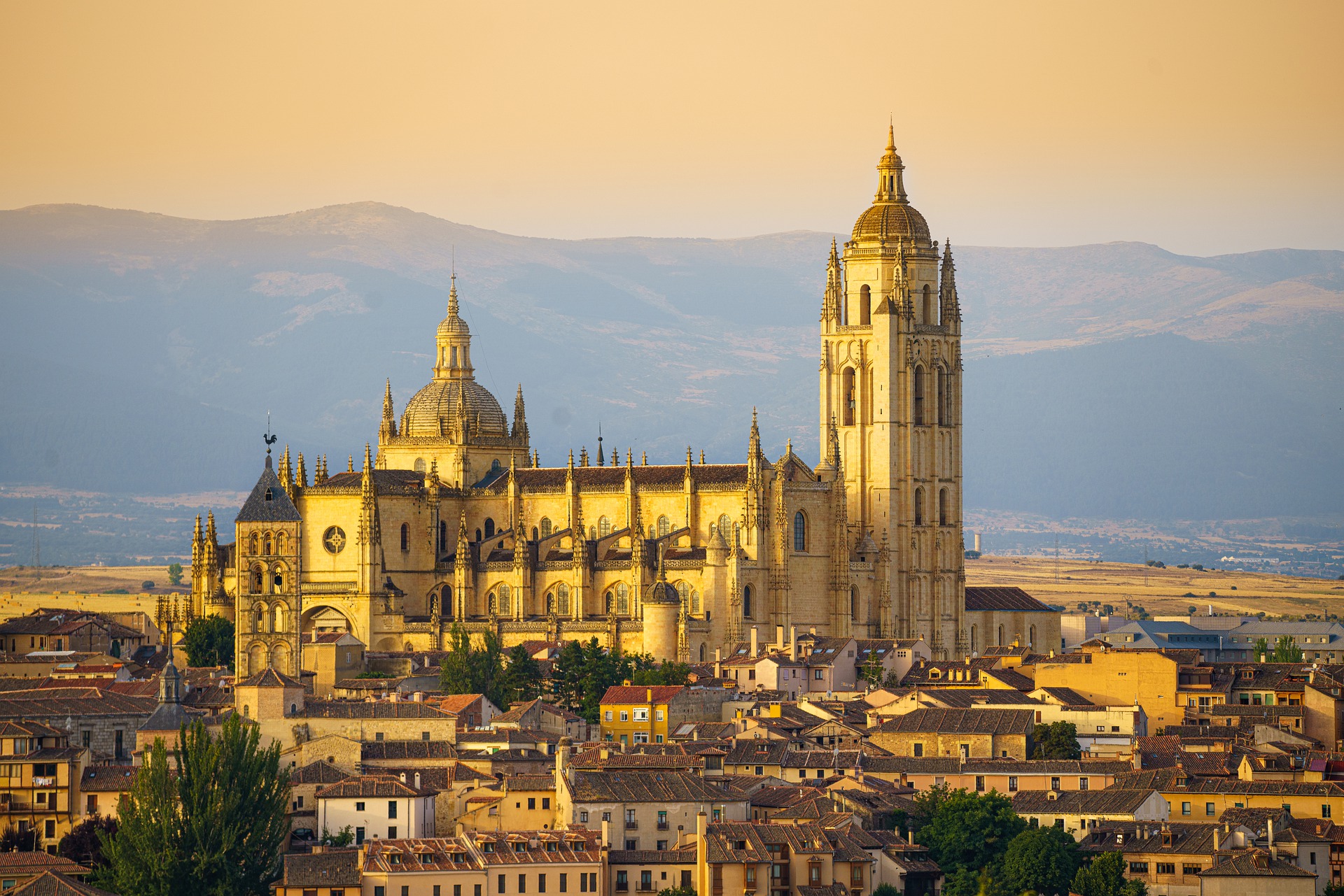 Off-the-Beaten-Path Adventures: Discovering Hidden Gems in Segovia with Our Rental Cars