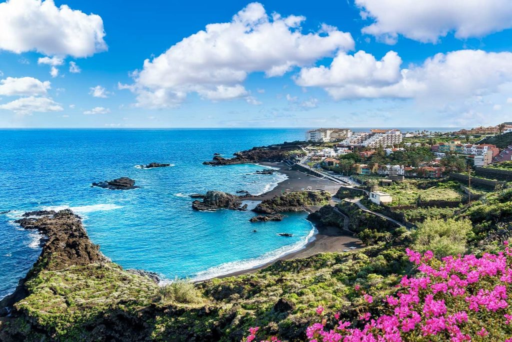 Discover the Stunning Caldera de Taburiente National Park by Car in La Palma