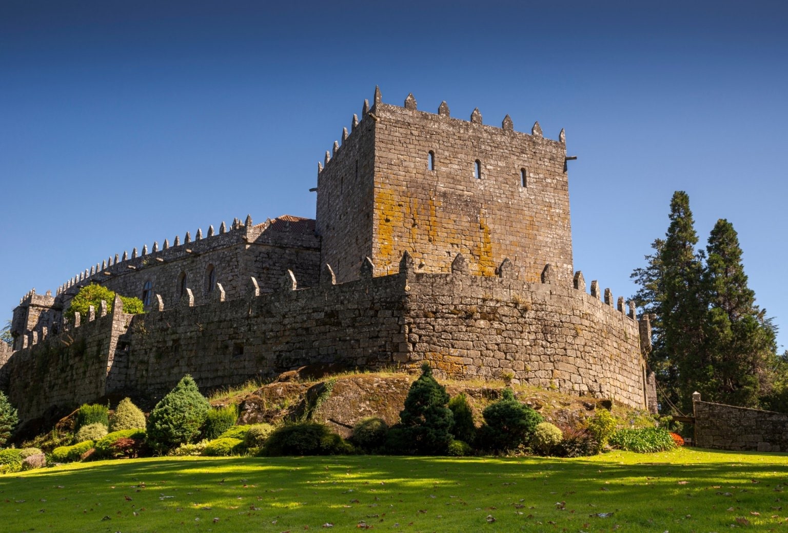 Exploring the Rías Baixas: Scenic Drives and Road Trips from Vigo