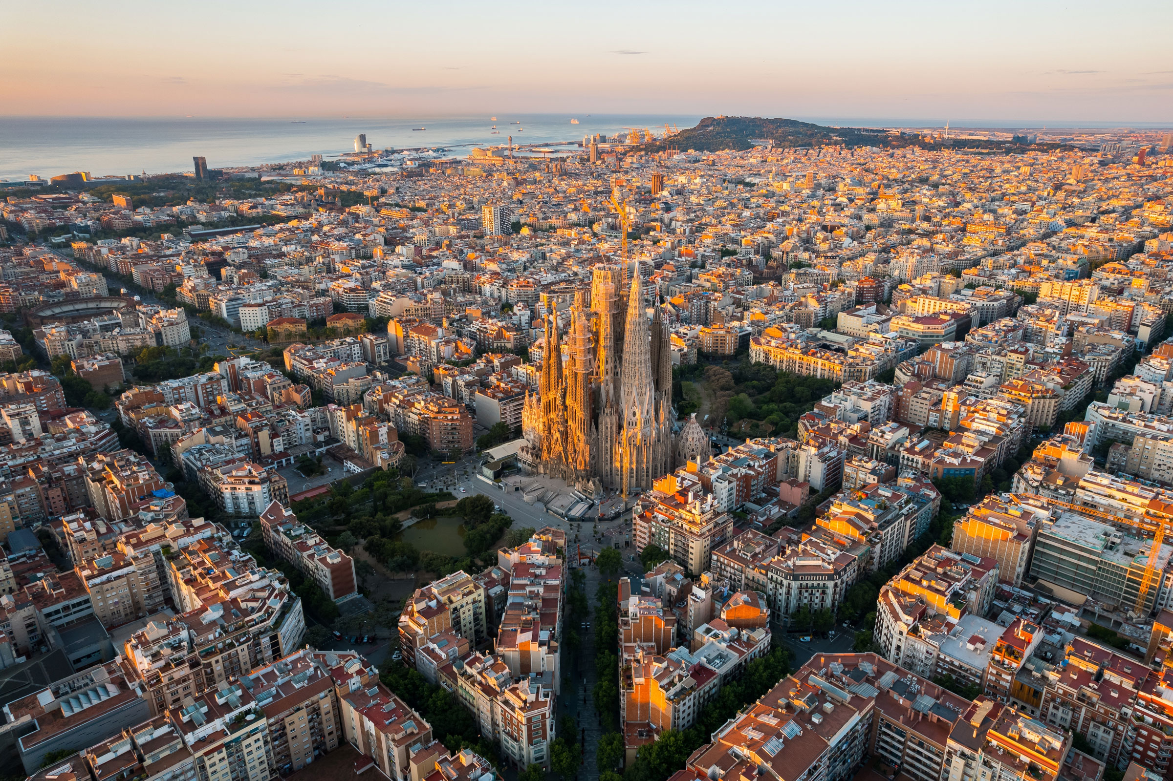 Exploring Barcelona's Surroundings: Scenic Drives and Road Trips to Take with Our Rental Cars