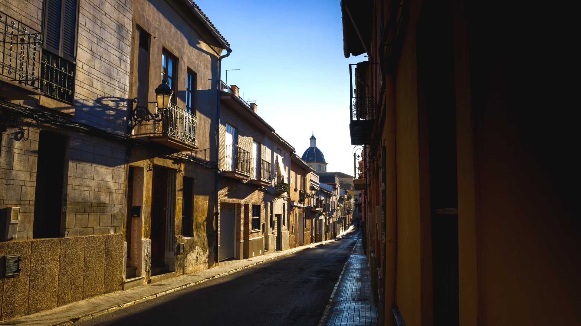 Exploring the Valencian Countryside: Scenic Drives and Road Trips from Burjassot