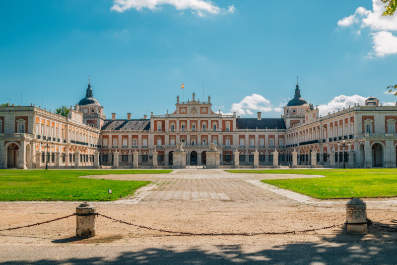Uncovering Aranjuez's Hidden Gems: Tourist Attractions and Local Treasures to Visit by Car