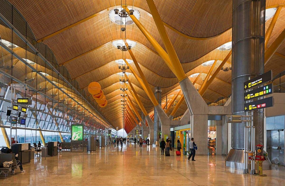 Embark on a Coastal Adventure: Scenic Drive from Barajas de Madrid to San Sebastian