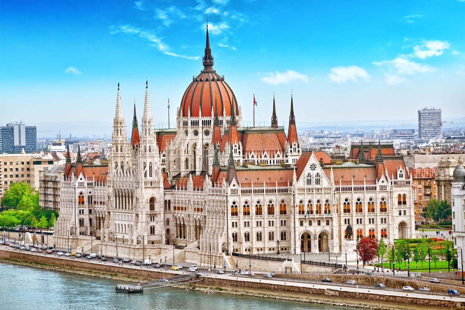 Captivating Castles and Countryside: Scenic Drives from Budapest
