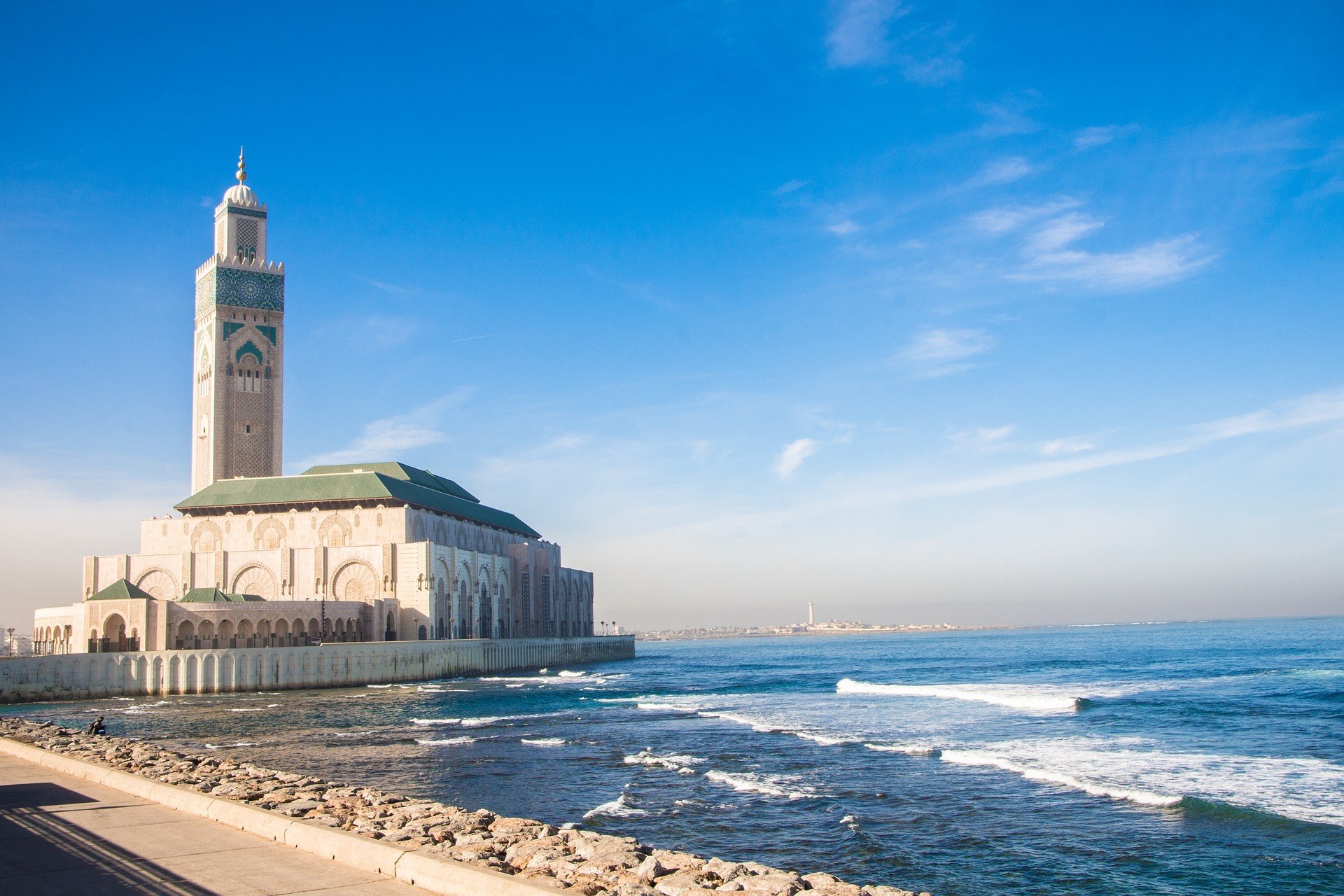 Explore Casablanca's Hidden Gems: Tourist Attractions and Local Treasures Accessible by Rental Car