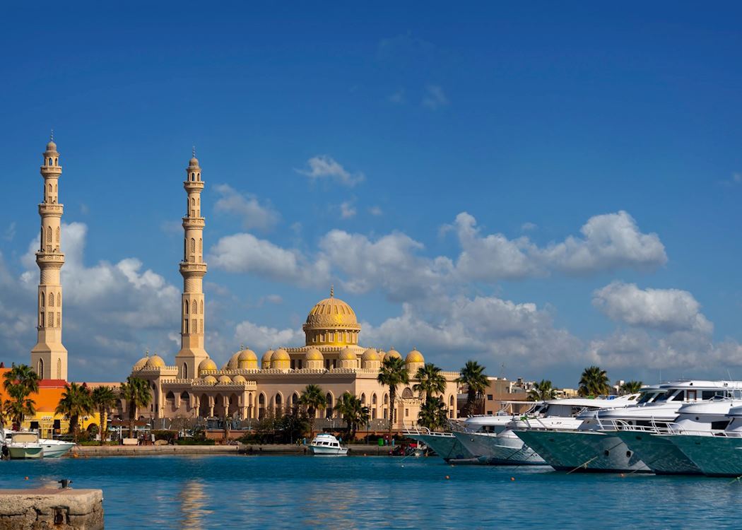 Explore the Red Sea Riviera: Scenic Drives and Road Trips from Hurghada