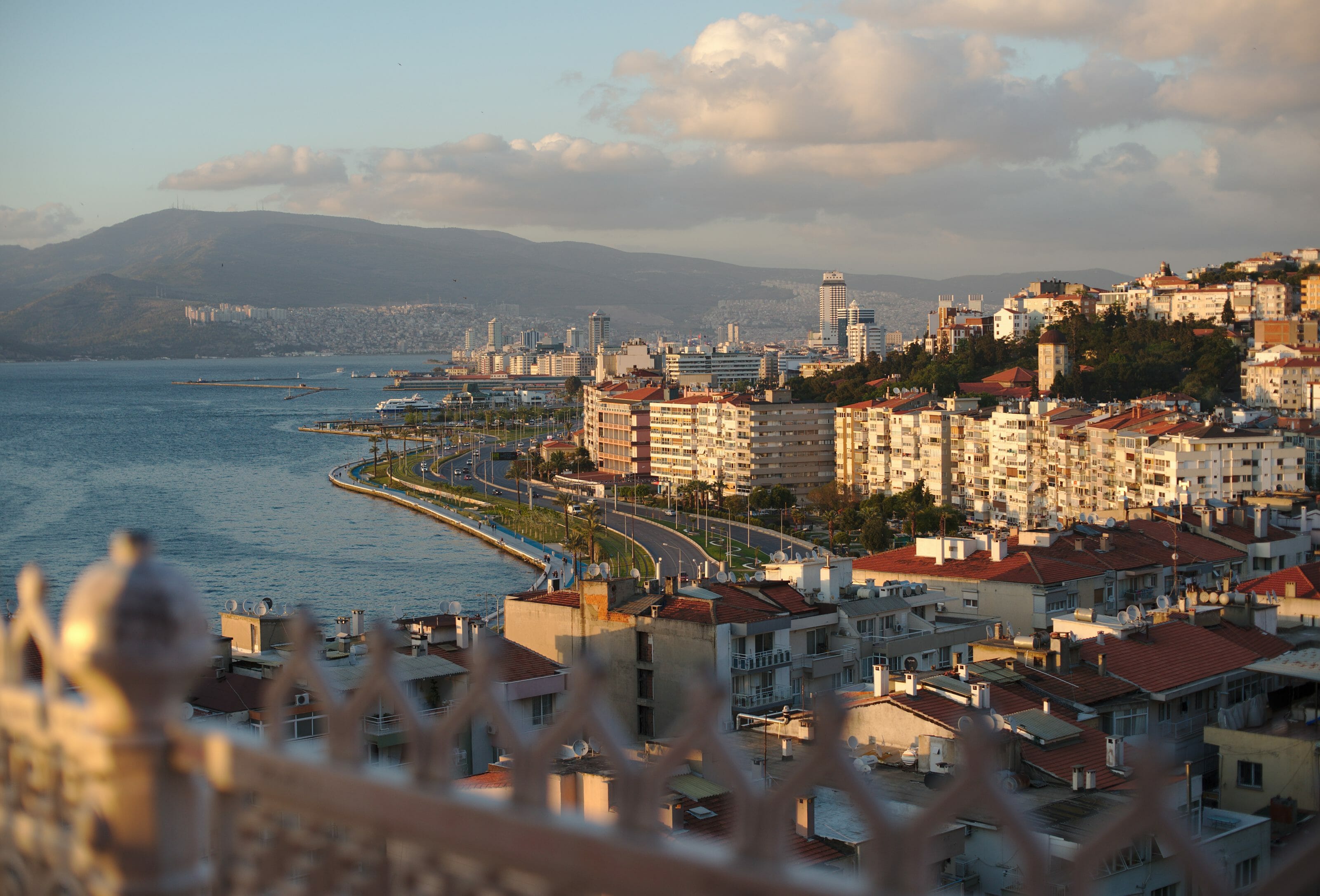 Discovering Hidden Gems in Izmir's Countryside with Our Rental Cars
