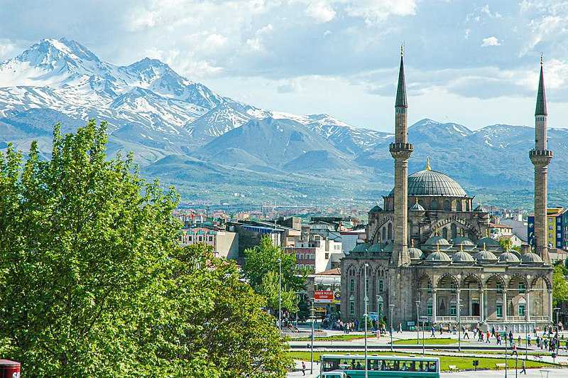 Uncovering Kayseri's Hidden Gems: Off-the-Beaten-Path Attractions to Visit by Car