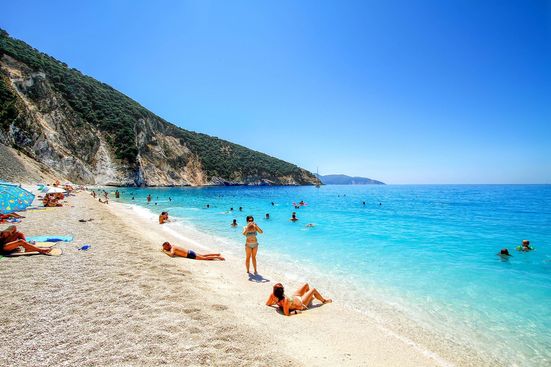 Exploring Kefalonia's Stunning Coastline: Scenic Drives and Road Trips with Our Rental Cars
