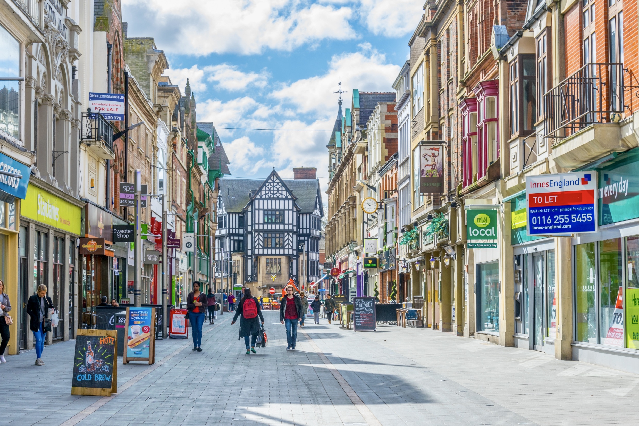 Road Trip to Stratford-upon-Avon: Shakespearean Tourist Attractions