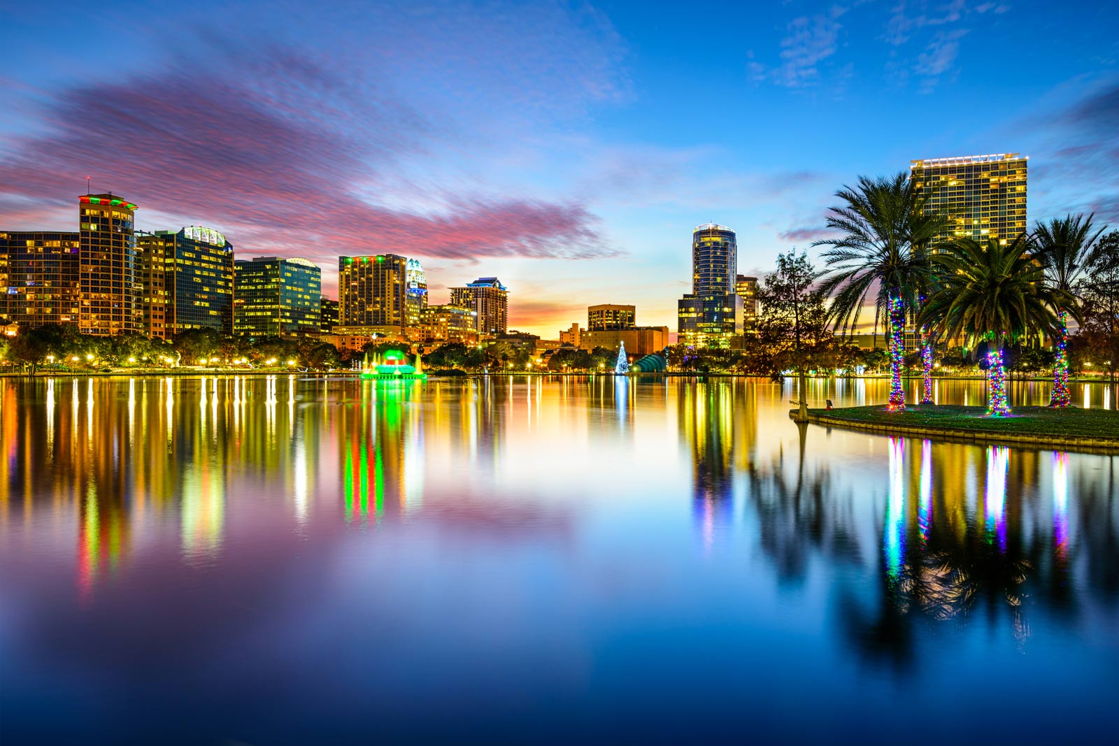 Top Tourist Attractions in Orlando: A Car Rental Adventure