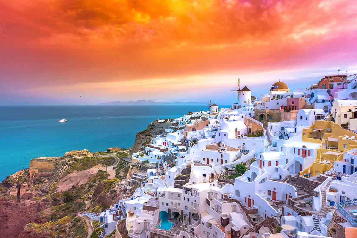 Explore the Stunning Coastline: Scenic Drives and Road Trips in Santorini
